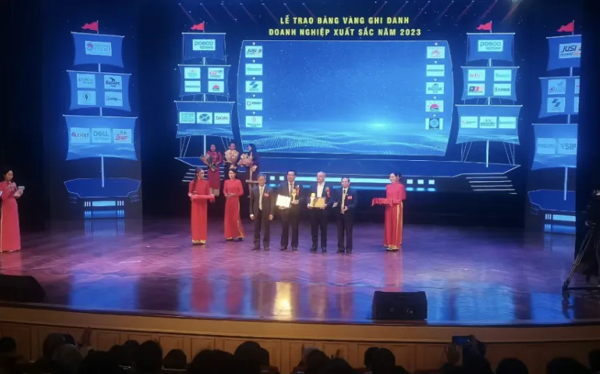 洪九果品(pin)越南(nan)子(zi)公(gōng)司榮膺“2023年(nian)優(you)秀外商(shang)直接投(tou)資(zi)齊(qi)業20強”